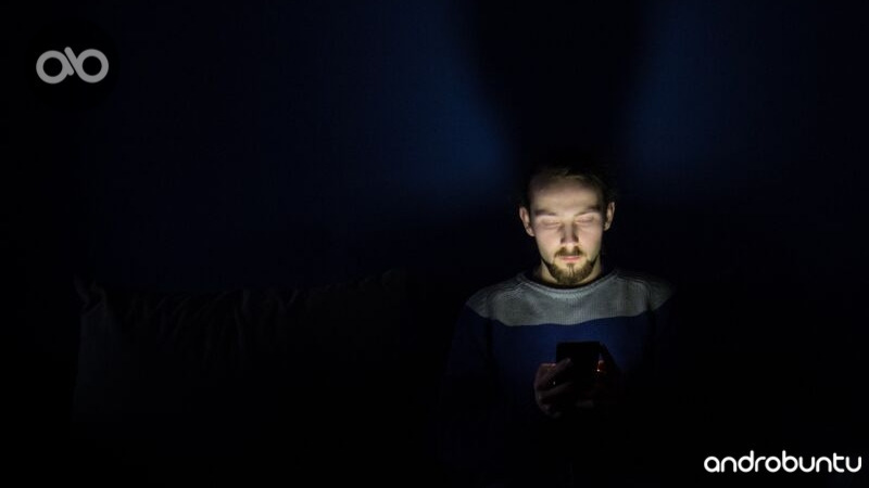 Dampak Positif dan Negatif Ponsel Pintar by Androbuntu.com 1