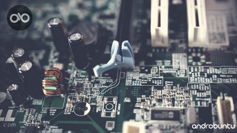 Komponen Komputer dan Fungsinya by Androbuntu 1