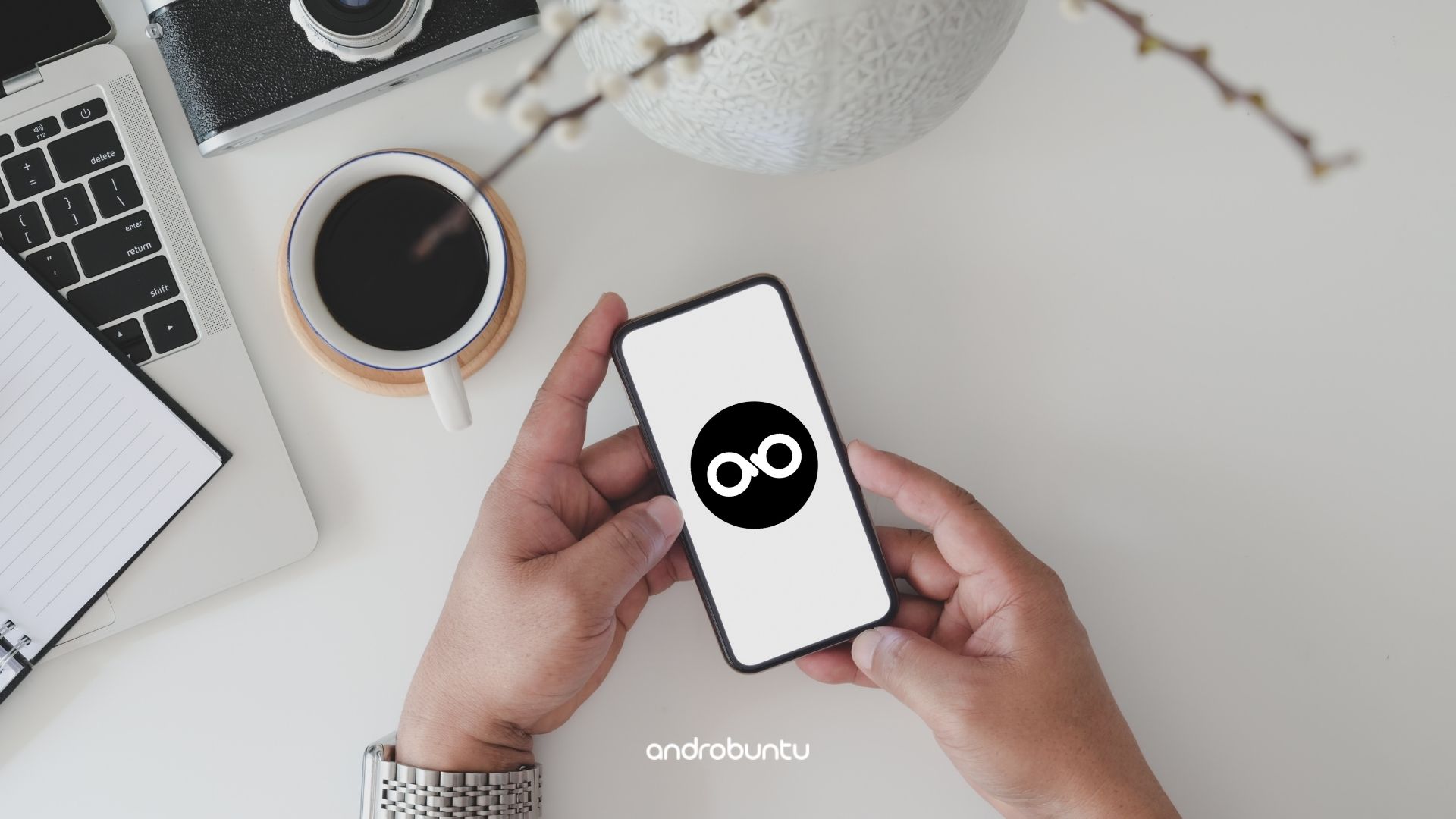 HP Kecil dan Ringan by Androbuntu