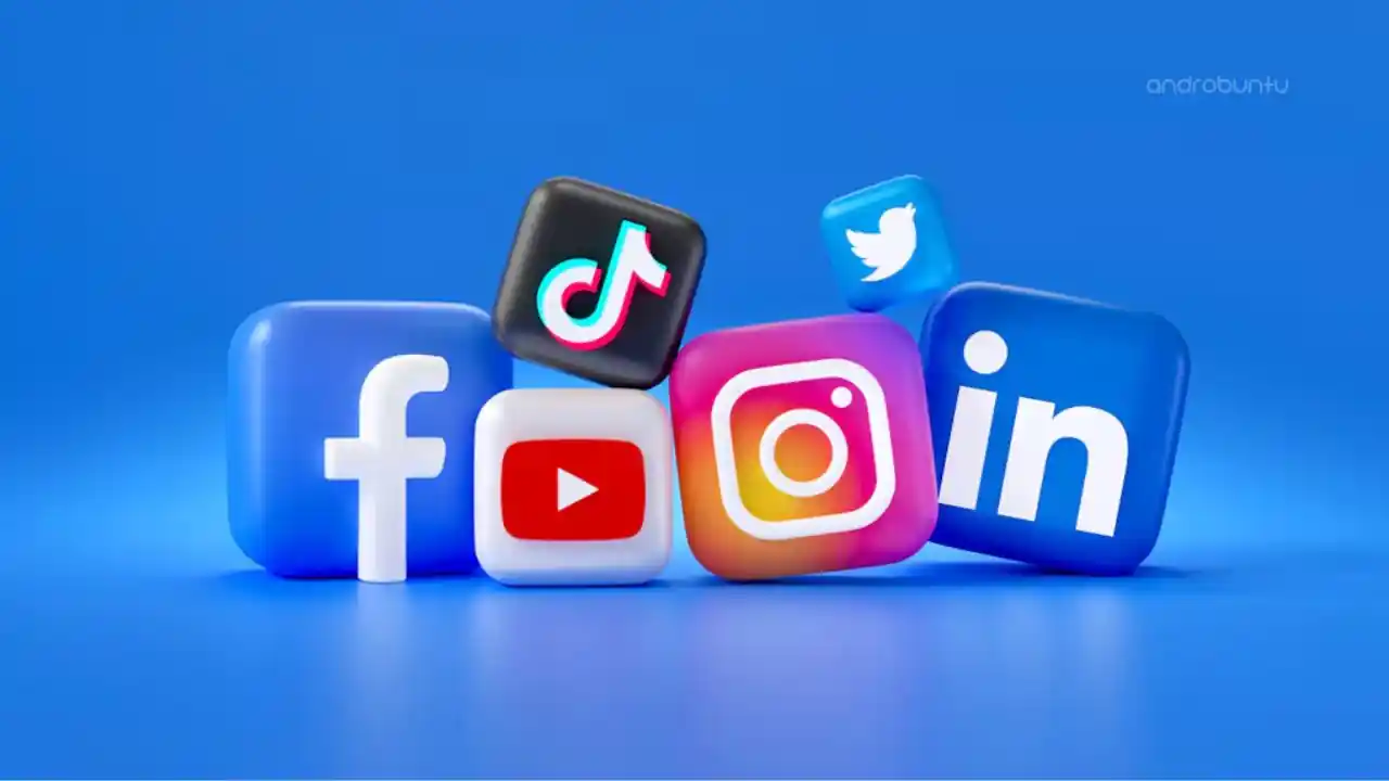 Posting di Facebook dan Instagram